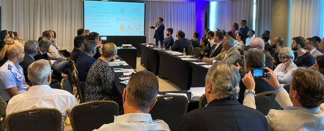Empresas com foco em inovação de Santa Catarina iniciam "road shows" para apresentar a lideranças públicas e forças de segurança tecnologias de inteligência de dados para monitoramento urbano.