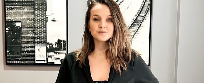 Com 16 anos atuando na área de vendas, Dayane participou como mentora, consultora e sócia no desenvolvimento comercial de mais de 60 startups