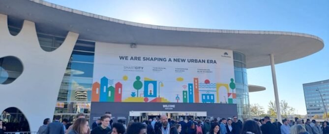 Descarbonização, gestão com uso de dados e talentos estão entre os principais temas das cidades inteligentes, neste 1o dia Smart Cities Expo World Congress 2023