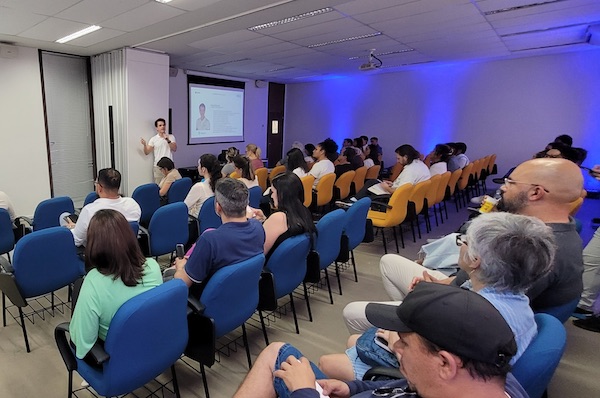 Conecta Pinhais em ação: governança local dá os primeiros passos junto com o ecossistema