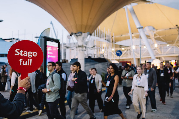 Evento deve receber mais de 70 mil pessoas de cerca de 90 países até quinta (13).