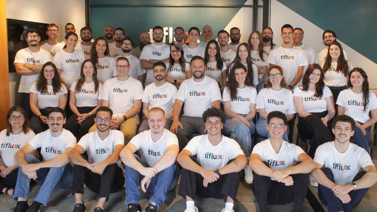Tiflux fecha 2025 entre as melhores para trabalhar e acelera estratégia de eficiência no atendimento corporativo